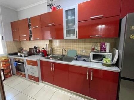 Apartament 2+1 per shitje tek Ish Tregu Elektrik!