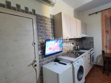 Affitto | Monolocale | 5 Maji | 330 €/mese