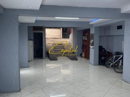 LOCALE COMMERCIALE IN AFFITTO 80 M2 SELITE 550 EURO