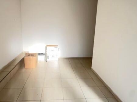 Service unit of 55m2 for rent opposite the Pediatrics