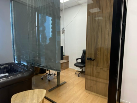 🔹 EXCLUSIVE PROPERTY FOR SALE 🔹  🏢 Business Premises in the SQUARE 21 Complex – Tirana  