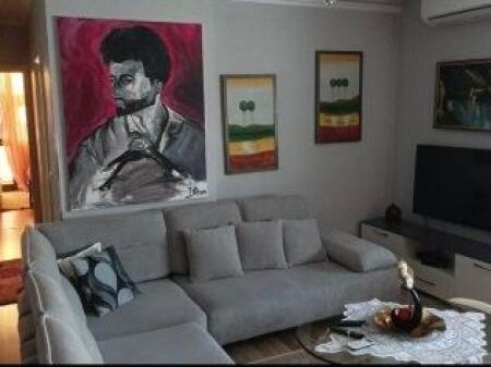 Jepet Me Qera Apartament 2+1+1 Ballkon