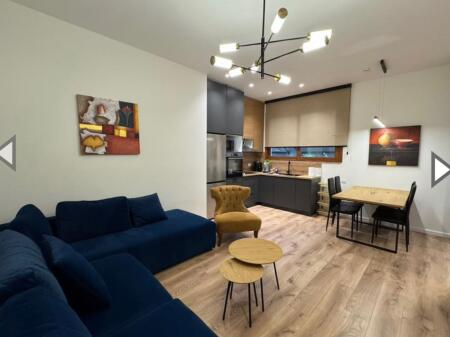 Affittasi appartamento 2+1+posto auto vicino a Kristal Center