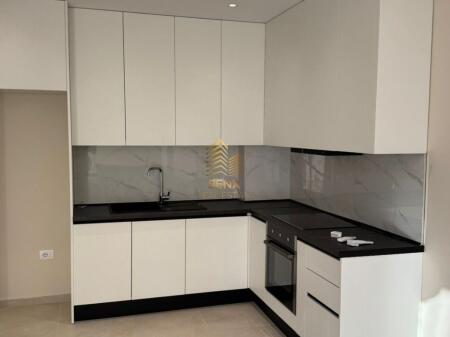 Qira, Apartament ,1+1+Post Parkimi, 5 Maji, 500 Euro/muaj