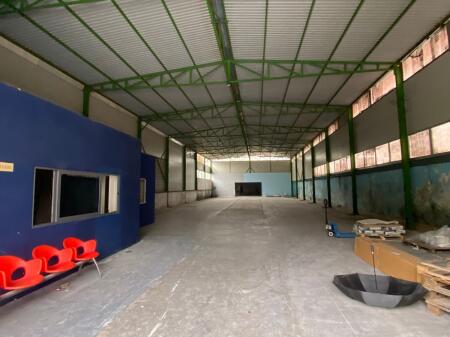 Shop for rent Aurostrada Tr-Dr