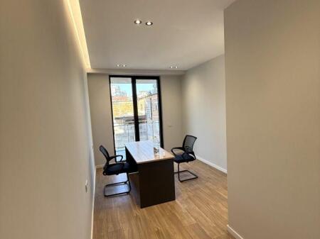 Zyre me qera:📍Qender - Mine Peza (Golden Tower Residence) - 700€ - S.70m² - 100% e Re - Pallat i Ri✨ || Lokacion shume i favorshem Buze Rruge💸🔥