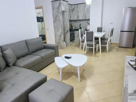 Jepen me qira 7 apartamente sezonale 1+1,Lungomare Vlore