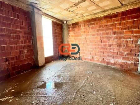 Tek Ali Demi, Shitet Apartament 1+1 Ideal Per Investim!!