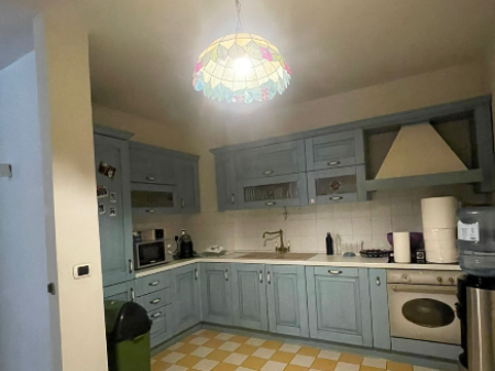 🏡 Shitet Apartament 3+1 me Veranda – Bllok, Rruga Brigada e VIII