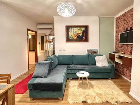 For sale, 2+1 Apartment, Zogu i Zi, Tirana.