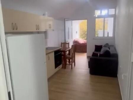 Qera | Vilë 2 + 1 | Rruga Idriz Dollaku, Ali Demi | 400 €/muaj