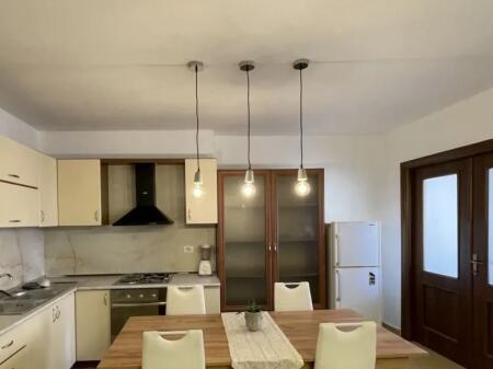 Qera | Apartament 2 + 1 | Qender | 750 €/muaj