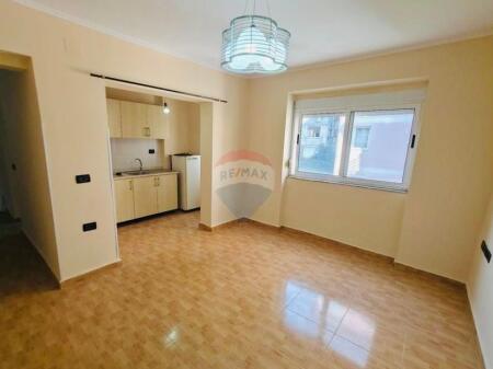 📍Apartament 1+1 Tregu i Medresese