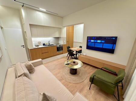 📣 QERA SUPER Apartament 1+1 📍 Rruga e "Barrikadave", Prane Shkolles "Lidhja e Prizrenit" ✨