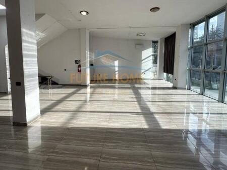 🏢 Qira | Godinë 4-Katëshe+20 POSTE PARKIMI – Rruga Gjergji Legisi