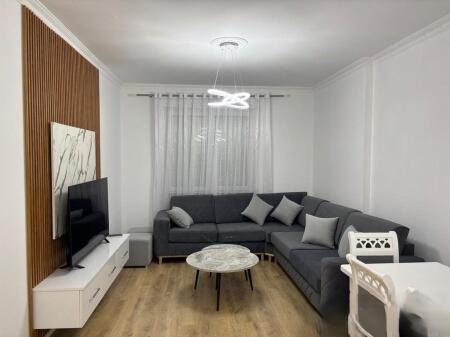 Appartamento 2+1 in Affitto a Univers City, Tirana - 470€