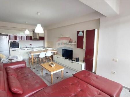 SHITET APARTAMENT 2+1 TEK TIRANA E RE
