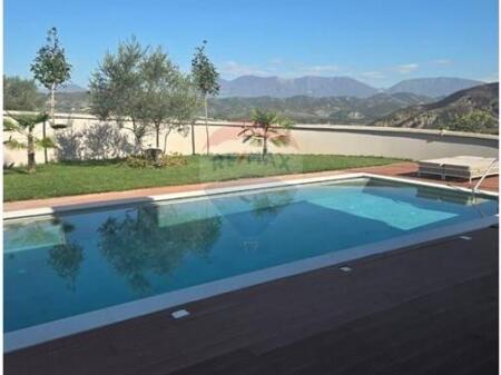 Vilë - Për Qira - Vishnjë, Tiranë