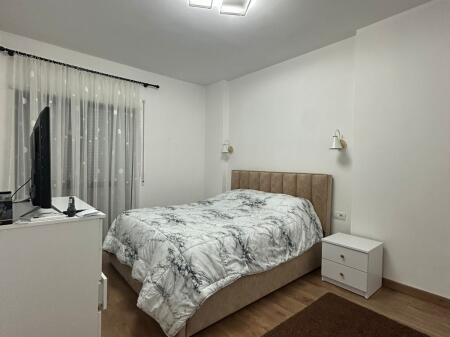 Japet me qera apartament 2+1, me sip 95m2