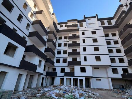 SHITET APARTAMENT  • 1+1  • 64.5000€ ✅ 📍 Adresa: Golem, prane detit• Pranohet makine ne vlere