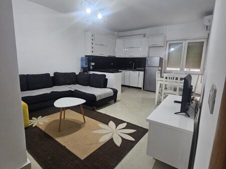 Jepet me qira 2+1+1 ASTIR TE BOHEM 450 mije leke