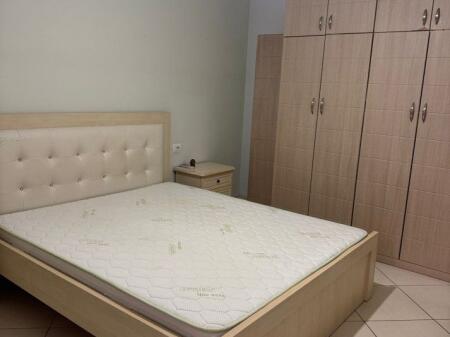 Jepet Me Qera Apartament 2+1+1 Ballkon