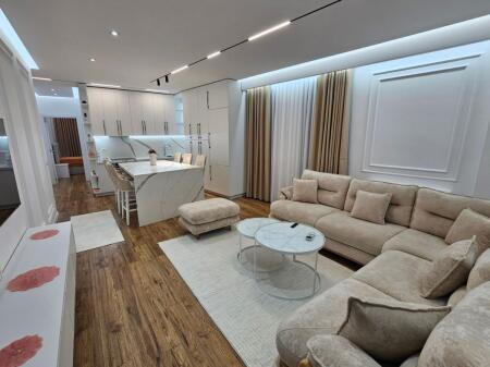 Al Nuovo Boulevard, Appartamento 2+1+Parcheggio in Affitto con Arredamento Moderno!