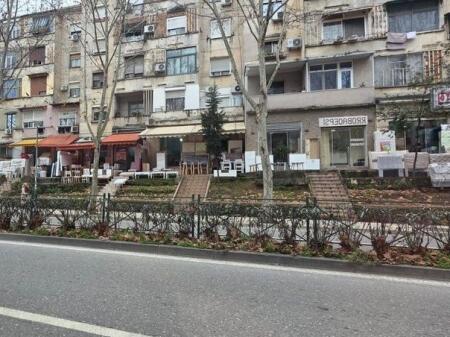 OFFERTA DI VENDITA – UNITÀ DI SERVIZIO FRONTE STRADA PRINCIPALE