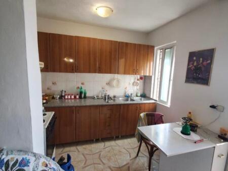 Shitet me kredi 📍Ali Demi ,Fusha/2+1📌115000€