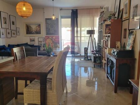 Apartment 1+1 for sale in Komuna e Parisit