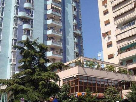 Shitje, Apartament 2+1, Ish Ekspozita 460,000 €