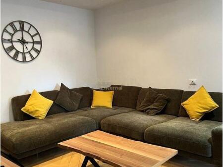 Apartament 2+1 per qera ne Qender