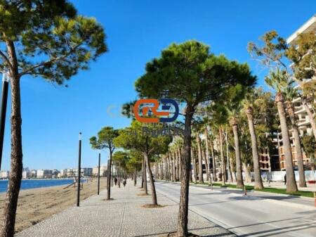 Okazion !!! Ne Lungomare Vlore, Shitet Apartament 1+1 Ne Nje nga Projektet Me Elitare !!!
