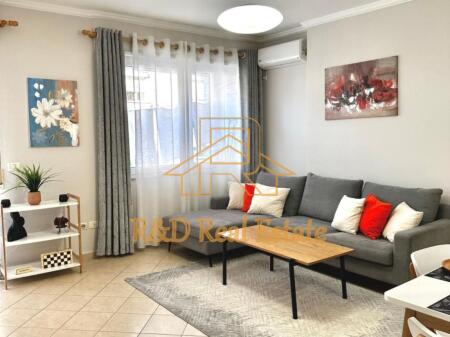 🏡 Furnished apartment for rent – (Zogu I Boulevard)📍 Next to Sinan Tafaj High School