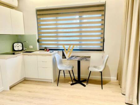 2 STUDIO APARTMENTS FOR RENT IN THE CENTER 1,500 EURO