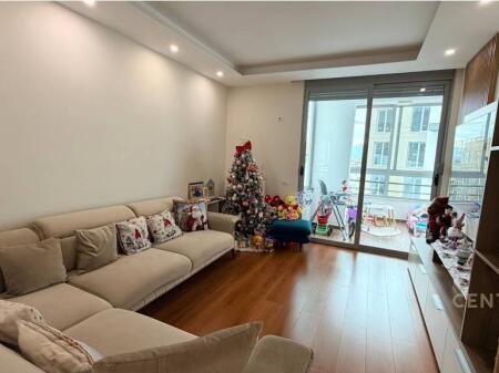 JEPET ME QIRA APARTAMENT 2+1+2 TEK LIQENI I THATE !