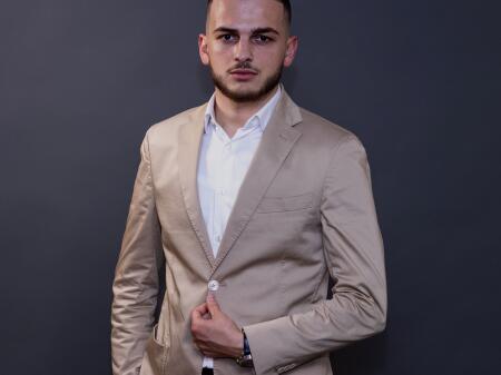 Armando Qokaj Extra Elite Realestate