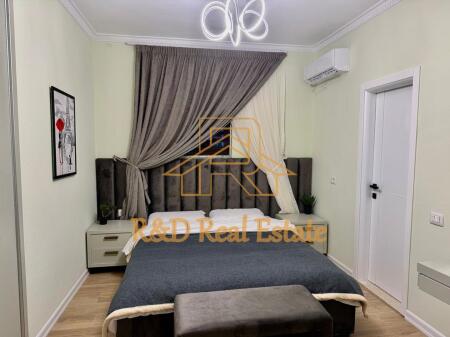 🏡 Apartment 3+1 + balcony for rent – Bajram Curri Boulevard