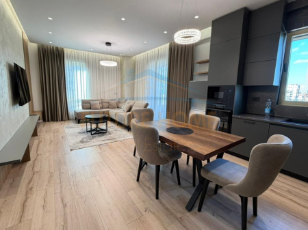 Rent, Apartment 2+1+Parking Space near the stadium, Air Albania, Tirana.