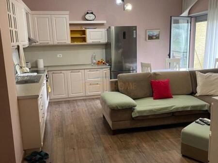 Affitto, Appartamento 1+1, Lago Secco, Tirana 650 €