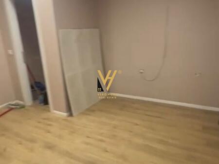 SHOP FOR RENT 23 M2 AT MYSLYM SHYRI 35,000 LEKE