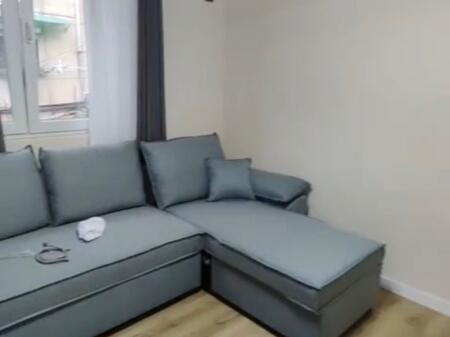 Shitet apartament 1+1 145.000 Euro Rruga Kavajes