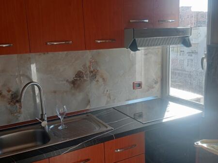 GARSONIERE ME QERA 24 M2 MYSLYM SHYRI 40.000 LEKE