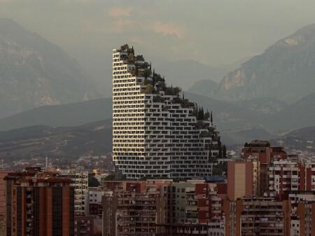 Shitet Apartament 1+1 Lion Park 2 Zogu i Zi   