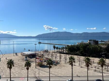 Appartamento in affitto sul lungomare