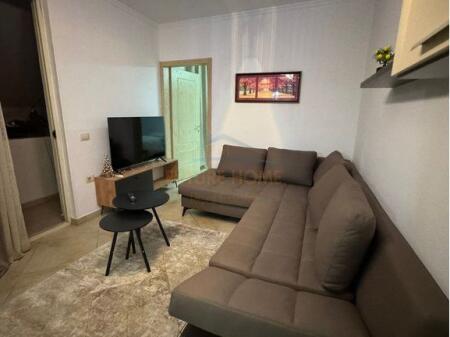 Qera, Apartament 3+1, Rruga e Kavajes, Tirane.