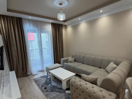 Qera apartament 2+1  Ne Paskuqan  Cmimi 500€   E sapoarreduar e pabanuar me pare