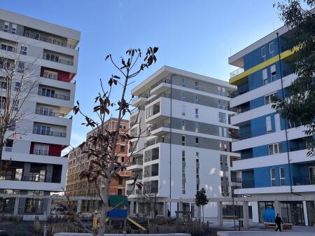 Univers City , 2+1+parkim me qera