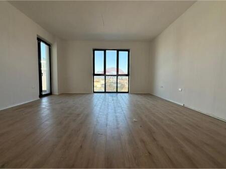 Apartament - Për Shitje - Hygea, Tiranë