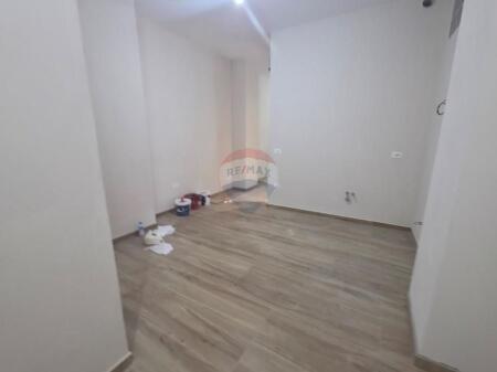 Apartament - Për Shitje - Rruga Mihal Grameno, Tiranë